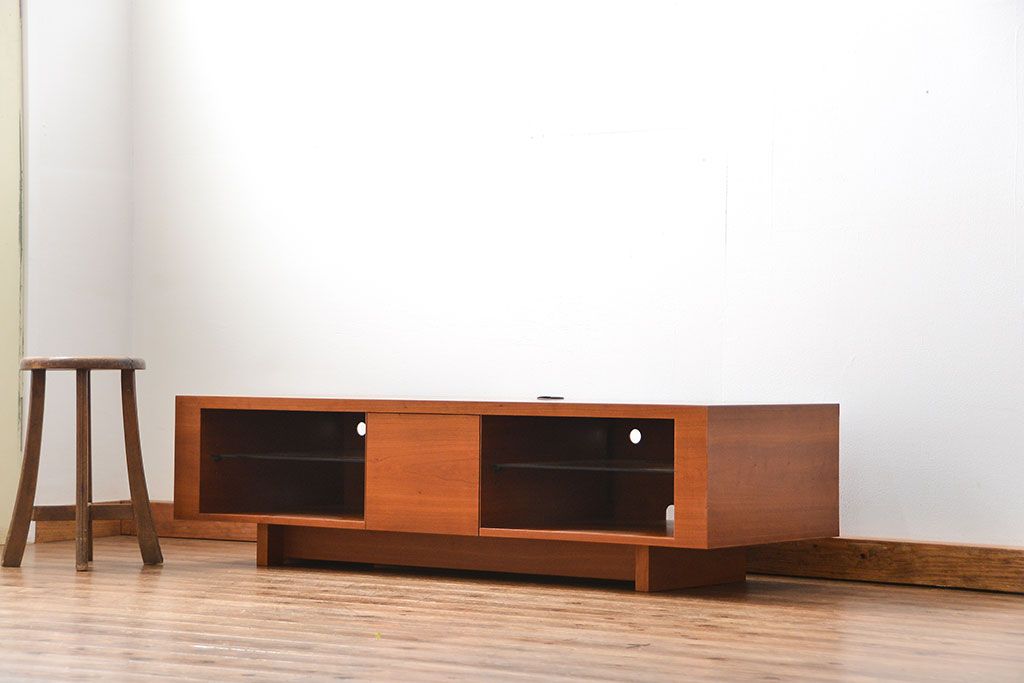 中古　インテリアショップ　リアルスタイル製(Real Style)チェリー材テレビボード(TVボード、ローボード)