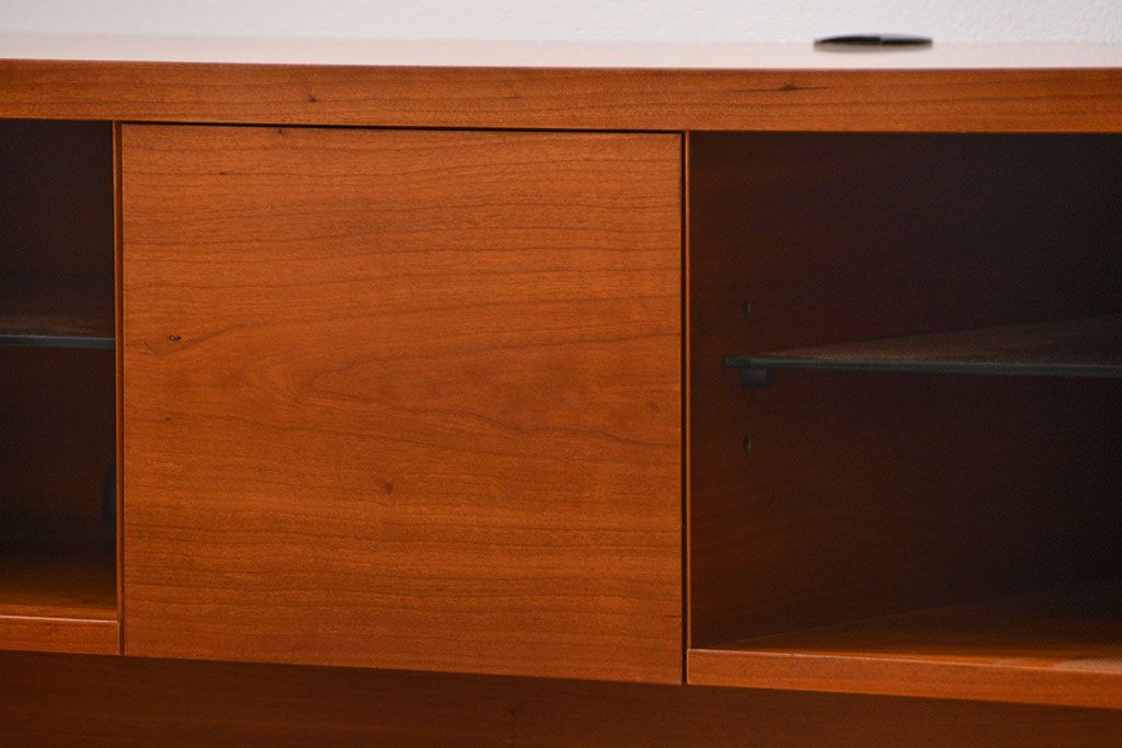 中古　インテリアショップ　リアルスタイル製(Real Style)チェリー材テレビボード(TVボード、ローボード)