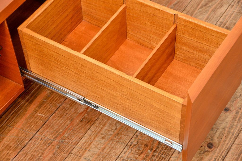 中古　インテリアショップ　リアルスタイル製(Real Style)チェリー材テレビボード(TVボード、ローボード)