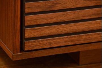 中古 広松木工製 ウォールナットテレビボード 定価11万円 (TVボード、ローボード)