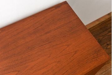 北欧家具 ビンテージ　チーク材　サイドボード(リビングボード)