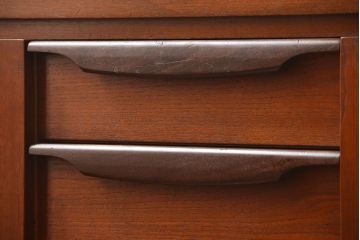 北欧家具 ビンテージ　チーク材　サイドボード(リビングボード)