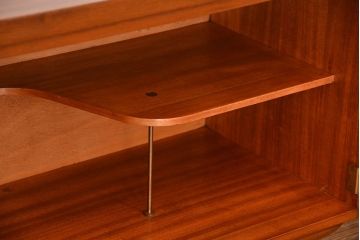 北欧家具 ビンテージ　チーク材　サイドボード(リビングボード)