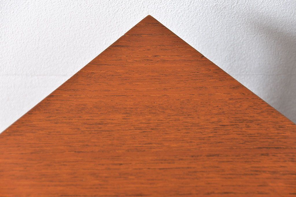 北欧家具 ビンテージ　チーク材　コーナーキャビネット(収納棚)