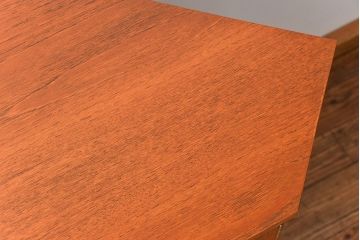 北欧家具 ビンテージ　チーク材　コーナーキャビネット(収納棚)