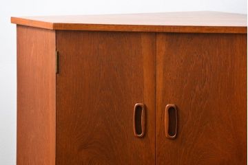 北欧家具 ビンテージ　チーク材　コーナーキャビネット(収納棚)