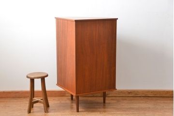 北欧家具 ビンテージ　チーク材　コーナーキャビネット(収納棚)