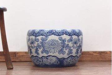 アンティーク雑貨　大正〜昭和初期!　図柄の美しい瀬戸火鉢