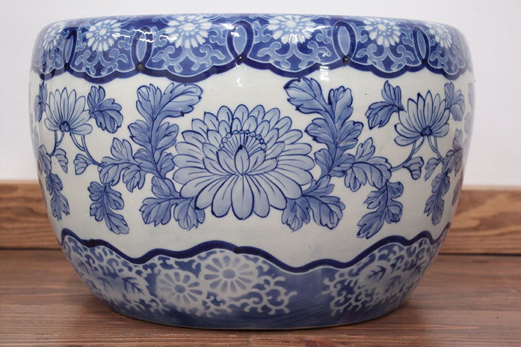 アンティーク雑貨　大正〜昭和初期!　図柄の美しい瀬戸火鉢