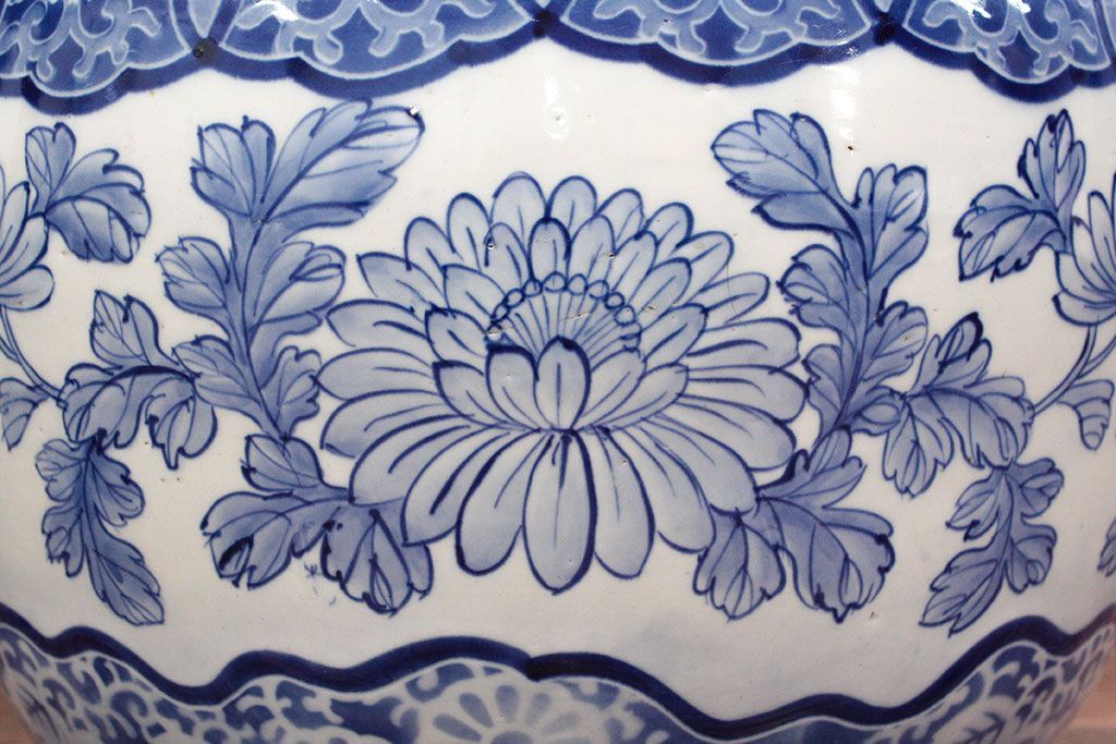 アンティーク雑貨　大正〜昭和初期!　図柄の美しい瀬戸火鉢