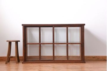 アンティーク家具　古民具・骨董 格子引き戸の味のある三面ガラスケース(ショーケース)