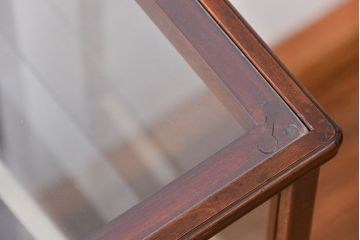 アンティーク家具　大正ロマン 高級品 古い桜材の上質なガラスケース(ショーケース)
