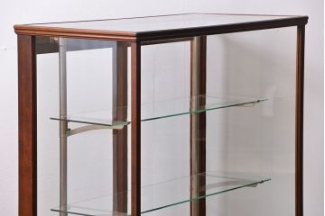 アンティーク家具　大正ロマン 高級品 古い桜材の上質なガラスケース(ショーケース)