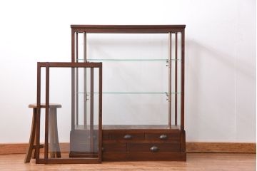 アンティーク家具　大正ロマン 高級品 古い桜材の上質なガラスケース(ショーケース)