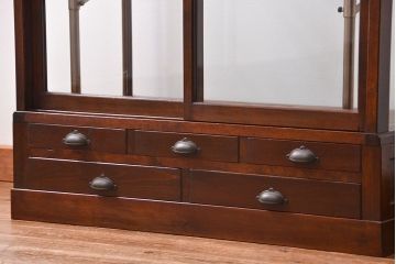 アンティーク家具　大正ロマン 高級品 古い桜材の上質なガラスケース(ショーケース)