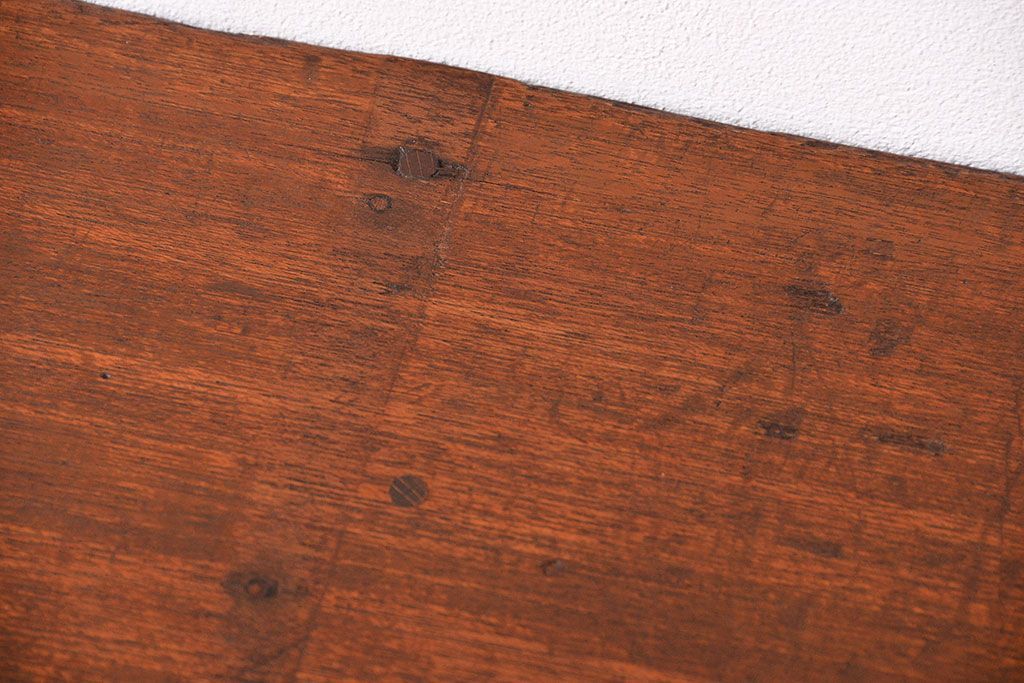 レトロ家具　昭和レトロ シンプルな丸脚ダイニングテーブル(作業台)