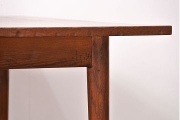 レトロ家具　昭和レトロ シンプルな丸脚ダイニングテーブル(作業台)