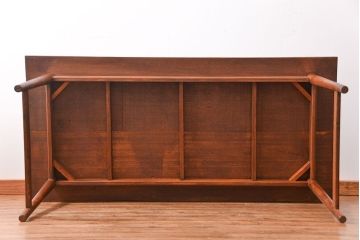 レトロ家具　昭和レトロ シンプルな丸脚ダイニングテーブル(作業台)