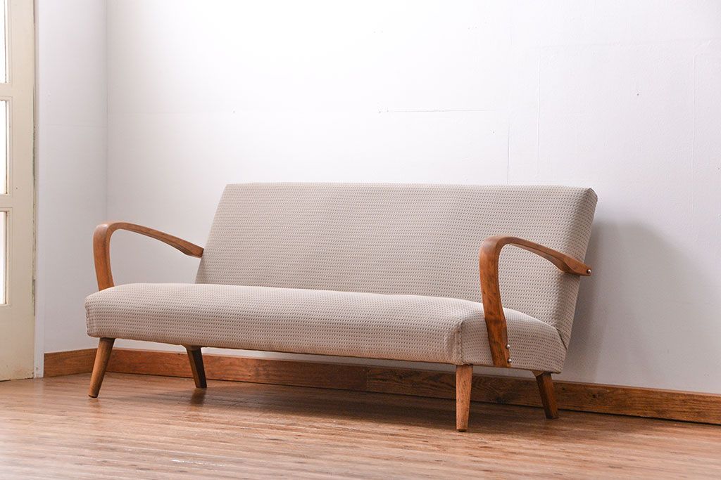 レトロ家具　昭和レトロ 座面張り替え済み　シンプルなアンティークソファ