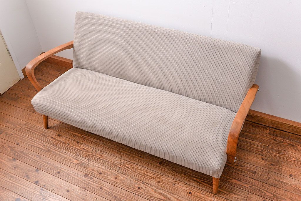 レトロ家具　昭和レトロ 座面張り替え済み　シンプルなアンティークソファ