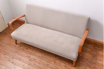 レトロ家具　昭和レトロ 座面張り替え済み　シンプルなアンティークソファ
