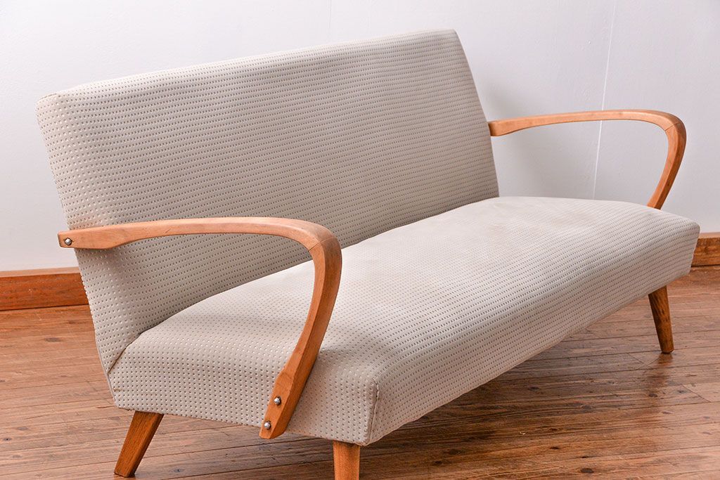 レトロ家具　昭和レトロ 座面張り替え済み　シンプルなアンティークソファ