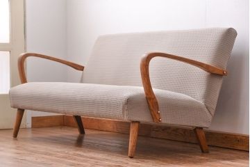 レトロ家具　昭和レトロ 座面張り替え済み　シンプルなアンティークソファ