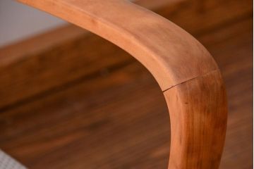 レトロ家具　昭和レトロ 座面張り替え済み　シンプルなアンティークソファ