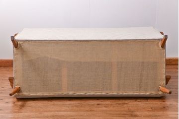 レトロ家具　昭和レトロ 座面張り替え済み　シンプルなアンティークソファ