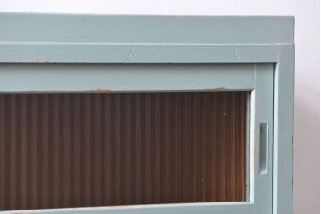 レトロ家具　昭和レトロ アンティークペイント　モールガラス食器棚(収納棚、カップボード)