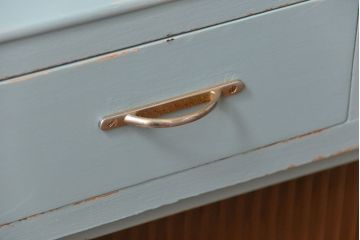 レトロ家具　昭和レトロ アンティークペイント　モールガラス食器棚(収納棚、カップボード)