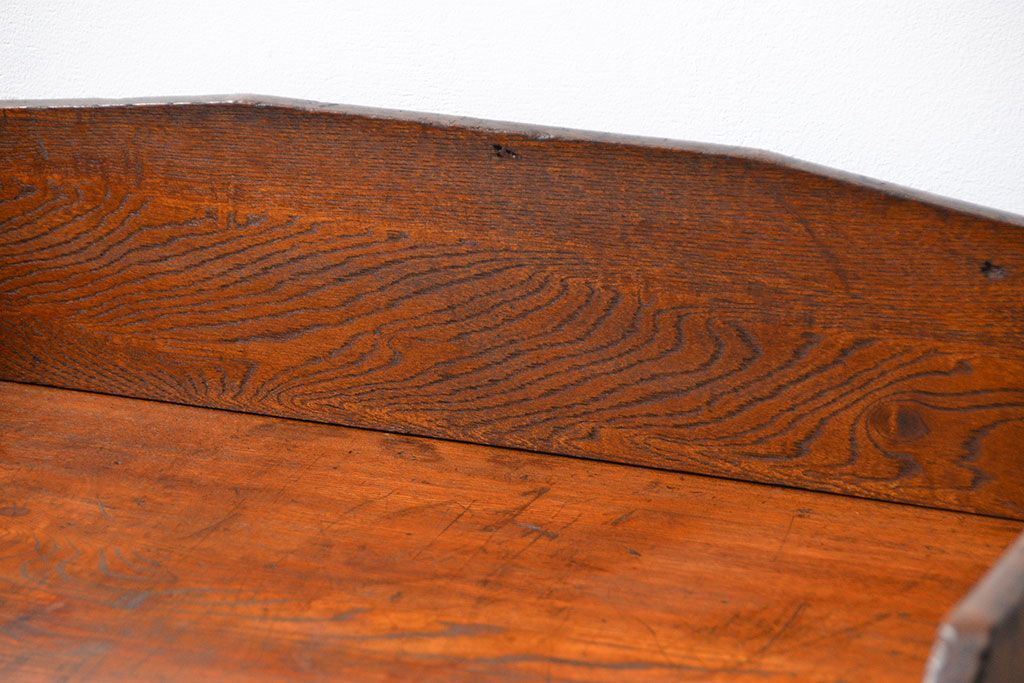 アンティーク家具　アンティーク 古い栓材の重厚なローチェスト(引き出し、ドロワー)