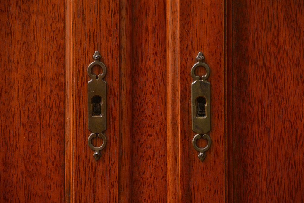 中古　ドイツMAN社製　高級2段重ねキャビネット(カップボード、収納棚)