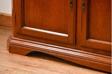 中古　ドイツMAN社製　高級2段重ねキャビネット(カップボード、収納棚)