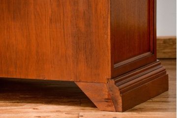 中古　ドイツMAN社製　高級2段重ねキャビネット(カップボード、収納棚)