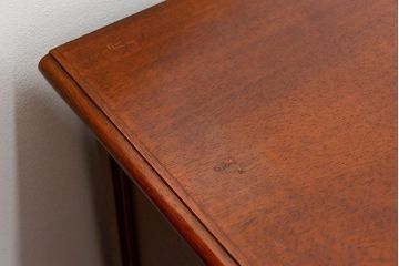 中古　ドイツMAN社製　高級2段重ねキャビネット(カップボード、収納棚)