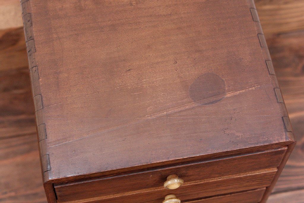 レトロ家具　昭和レトロ とても小さなアンティーク五段小引き出し