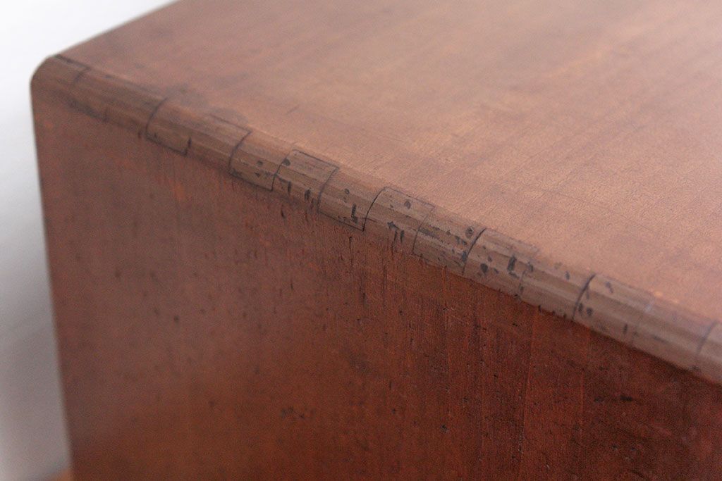 レトロ家具　昭和レトロ とても小さなアンティーク五段小引き出し