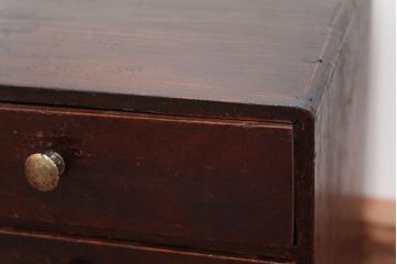 アンティーク家具　アンティーク 古い木の使い込まれた五段小引き出し