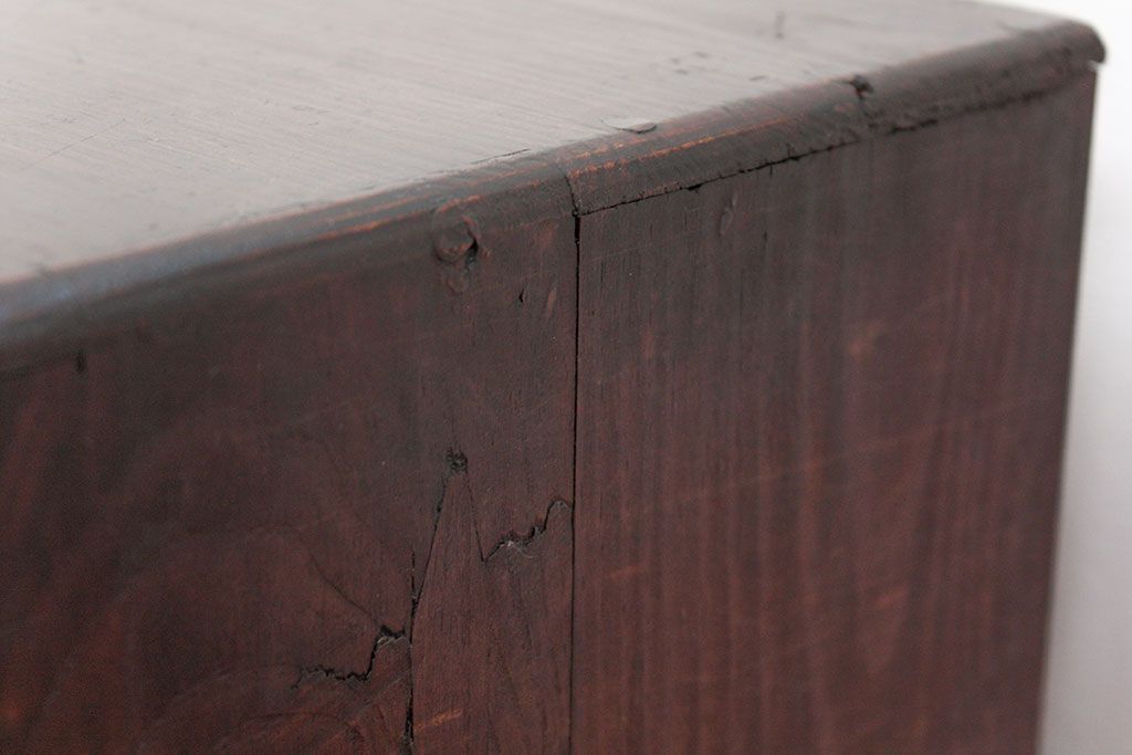 アンティーク家具　アンティーク 古い木の使い込まれた五段小引き出し