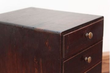 アンティーク家具　アンティーク 古い木の使い込まれた五段小引き出し