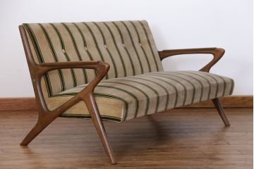 レトロ家具　昭和レトロ 1960年代　ミッドセンチュリー レトロな2人掛けソファ