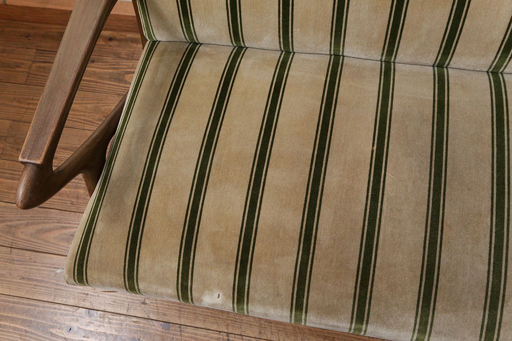 レトロ家具　昭和レトロ 1960年代　ミッドセンチュリー レトロな2人掛けソファ