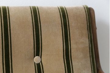 レトロ家具　昭和レトロ 1960年代　ミッドセンチュリー レトロな2人掛けソファ