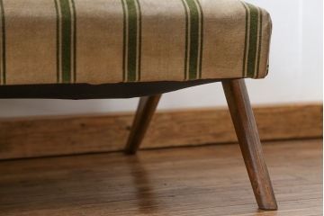 レトロ家具　昭和レトロ 1960年代　ミッドセンチュリー レトロな2人掛けソファ