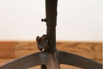 レトロ家具　昭和レトロ インダストリアル 工業系 回転イス(2)(椅子、チェア)