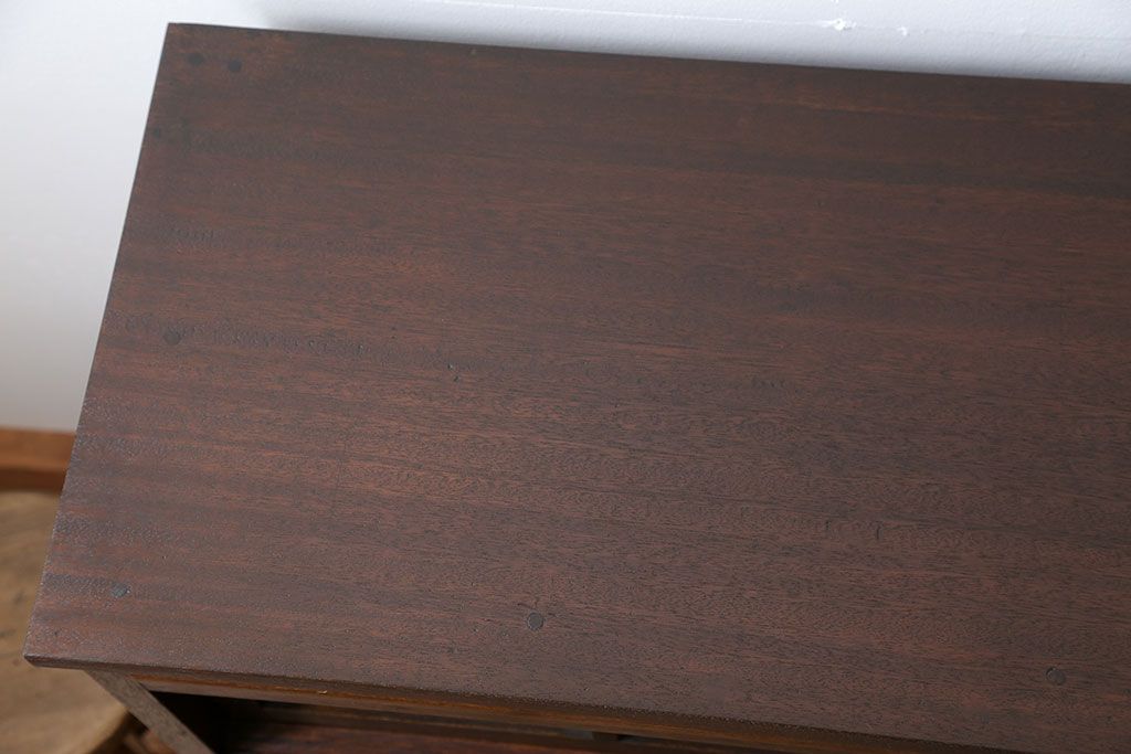 レトロ家具　アンティーク レトロな脚付きサイドキャビネット(食器棚、収納棚)