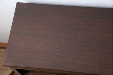 レトロ家具　アンティーク レトロな脚付きサイドキャビネット(食器棚、収納棚)