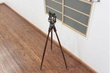 アンティーク雑貨　古い服部 トーコー トランシット(測量機)三脚付き