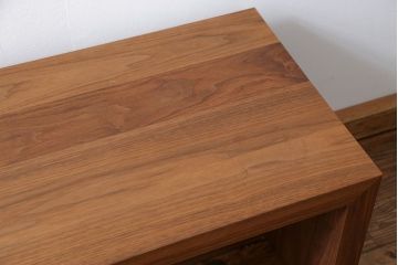 中古　インテリアショップ　リアルスタイル製(Real Style)ウォールナットサイドテーブル(センターテーブル、コンソールテーブル)